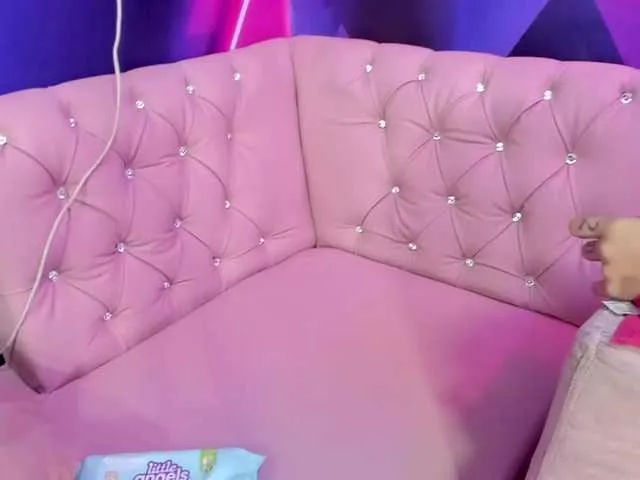 Live sex webcam photo for blow2job-lat #287994457