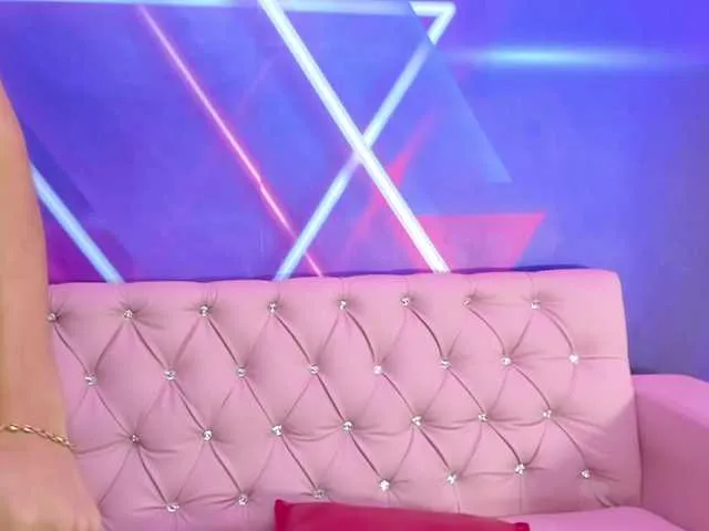 Live sex webcam photo for blow2job-lat #287994458