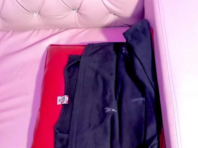 Live sex webcam photo for blow2job-lat #287994543