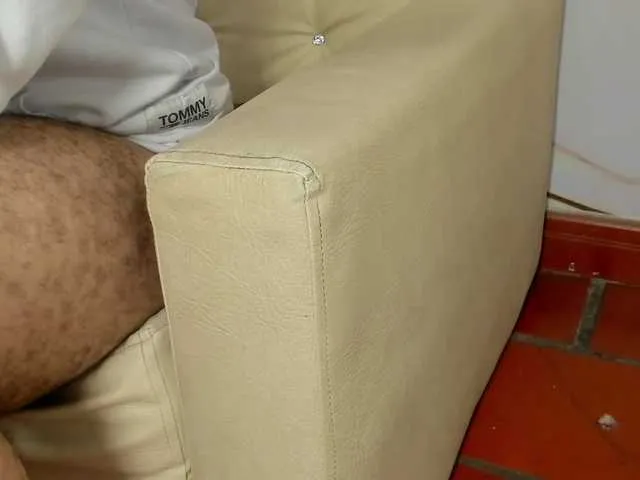 Live sex webcam photo for blow2job-lat #291327681