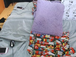 Live sex webcam photo for blowjobjobs #181752254