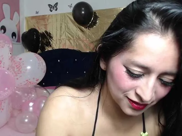 Live sex webcam photo for blue-mom #273112519