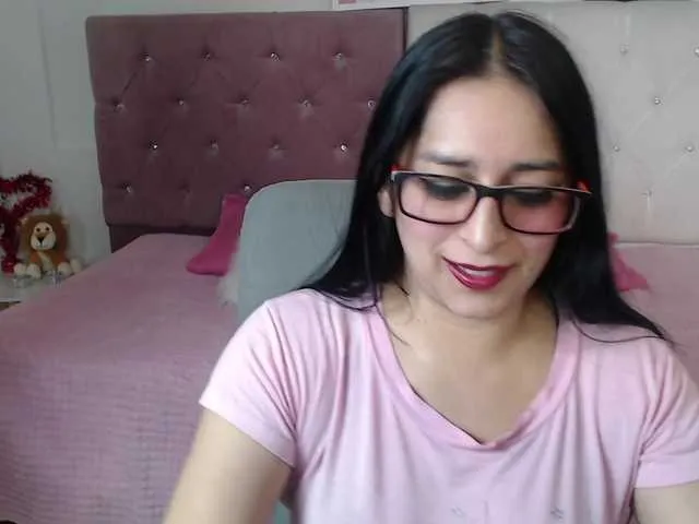 Live sex webcam photo for blue-mom #273819184