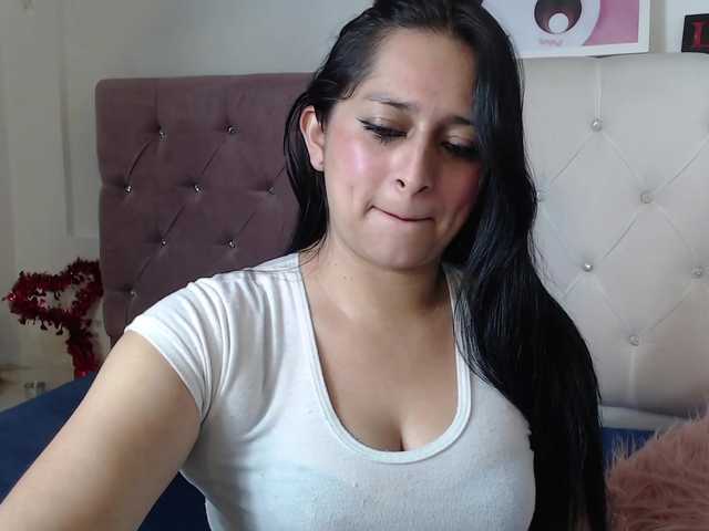 Live sex webcam photo for blue-mom #273916027