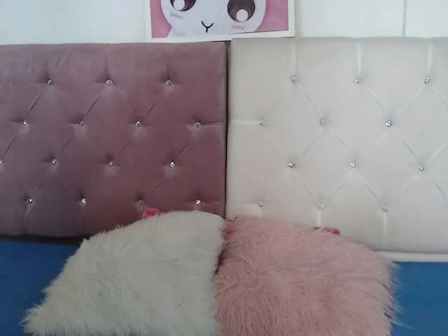 Live sex webcam photo for blue-mom #273936833