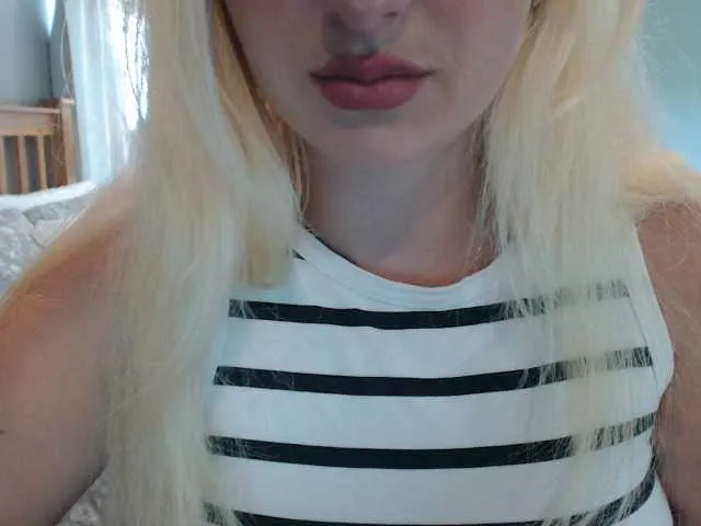 Live sex webcam photo for blueeyedzaya-sexy #275894308