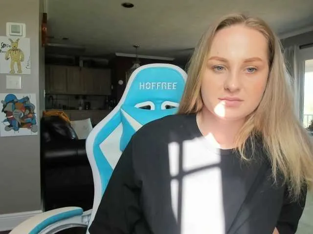 Live sex webcam photo for blueeyedzaya-sexy #290186447