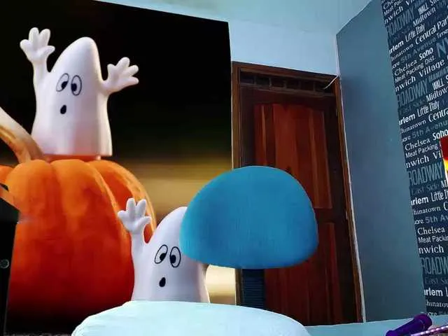 Live sex webcam photo for bluenena #276538448