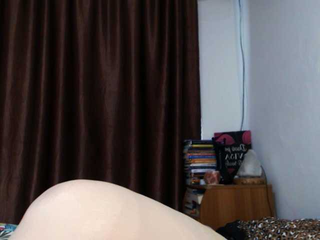 Live sex webcam photo for blueyesbaby #272960427