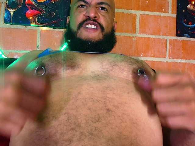 Live sex webcam photo for bobby-kbrera #284733738