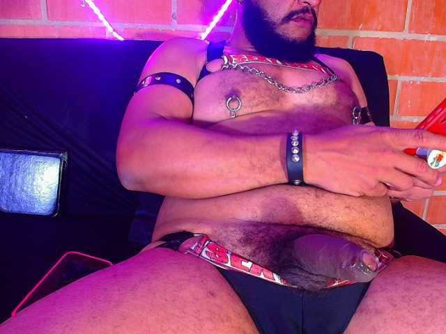 Live sex webcam photo for bobby-kbrera #286195370