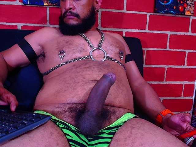 Live sex webcam photo for bobby-kbrera #287956831