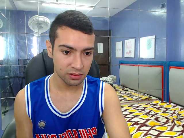 Live sex webcam photo for boddyballs #273755786