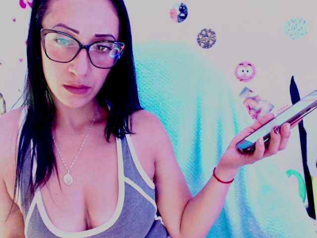 Live sex webcam photo for bomboncita288 #277525936