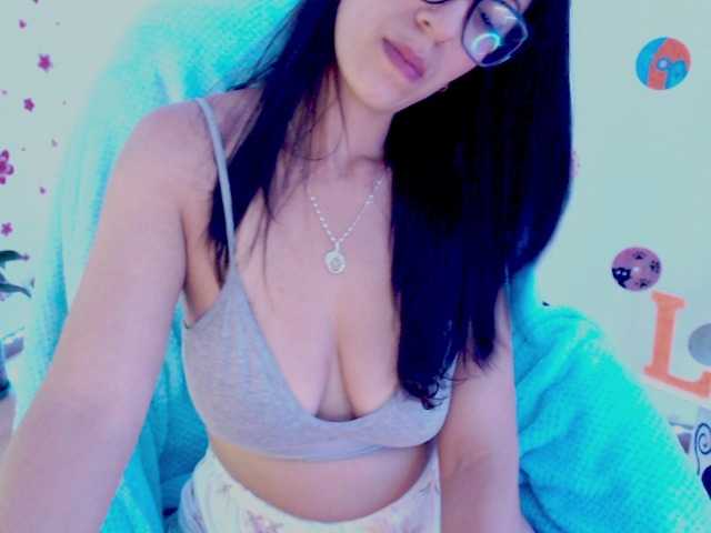 Live sex webcam photo for bomboncita288 #277535770