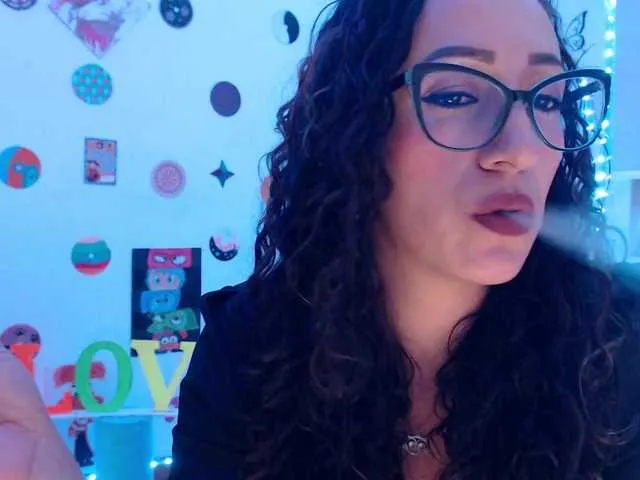 Live sex webcam photo for bomboncita288 #290451626
