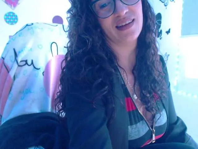 Live sex webcam photo for bomboncita288 #290487080