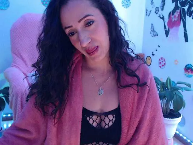 Live sex webcam photo for bomboncita288 #290641636