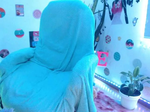 Live sex webcam photo for bomboncita288 #290929994