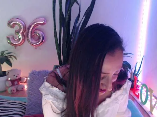 Live sex webcam photo for bomboncita288 #291499490