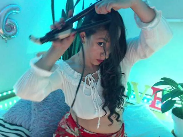 Live sex webcam photo for bomboncita288 #291890801