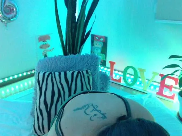 Live sex webcam photo for bomboncita288 #291903587