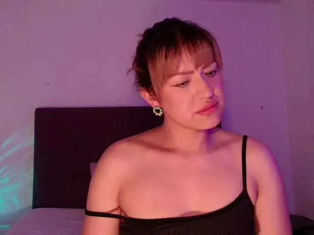 Live sex webcam photo for bombonsitoxxx #290670364