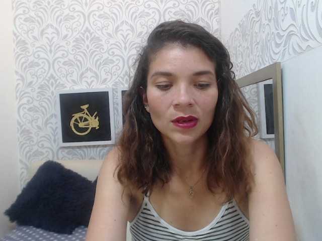 Live sex webcam photo for bommbom-linnk #276956281