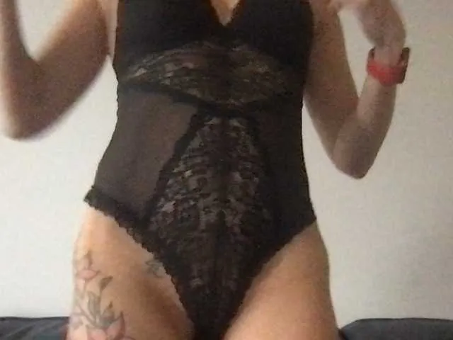 Live sex webcam photo for bondagebaabe #273776861