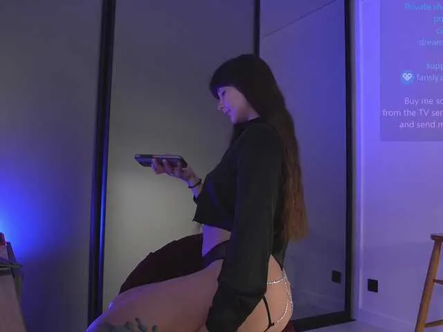 Live sex webcam photo for bongCinnamon #293645361
