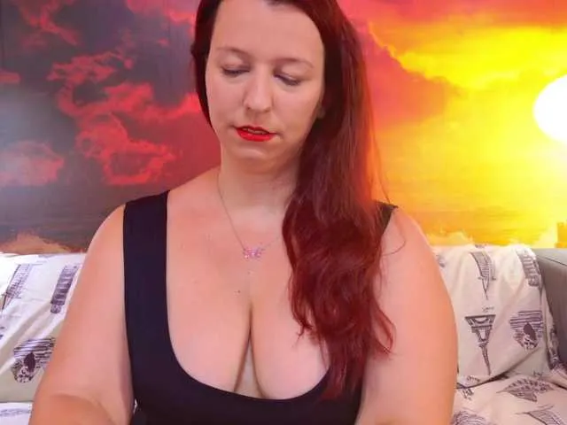 Live sex webcam photo for boobyiana #291560160
