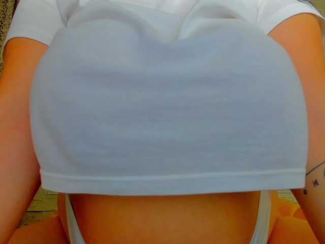 Live sex webcam photo for boobzilla #292458668