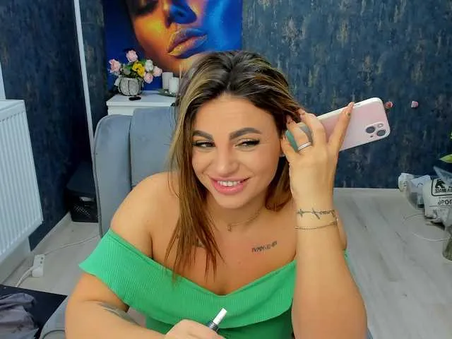 Live sex webcam photo for booty-queen #276765117