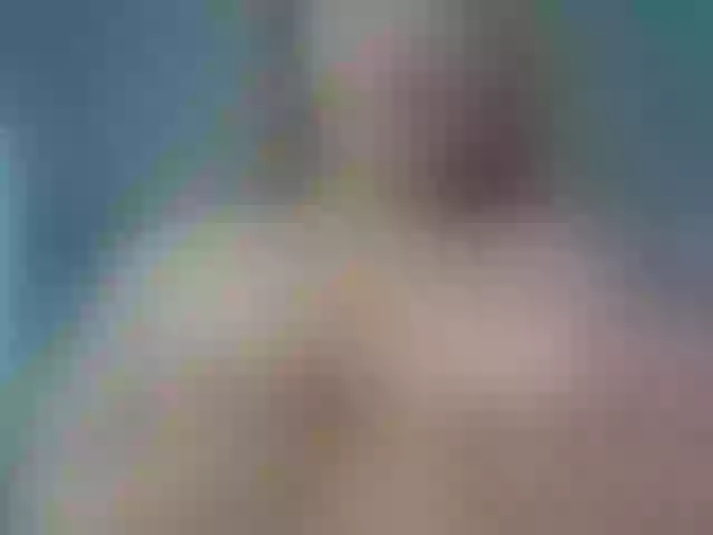 Live sex webcam photo for booty-queen #276991533