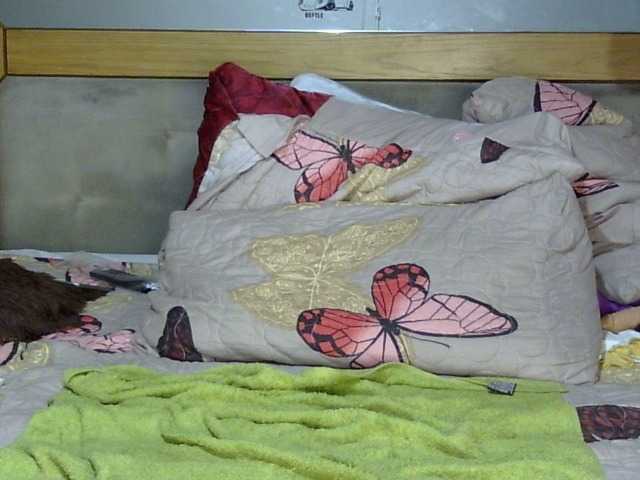 Live sex webcam photo for bootynoe #277302261