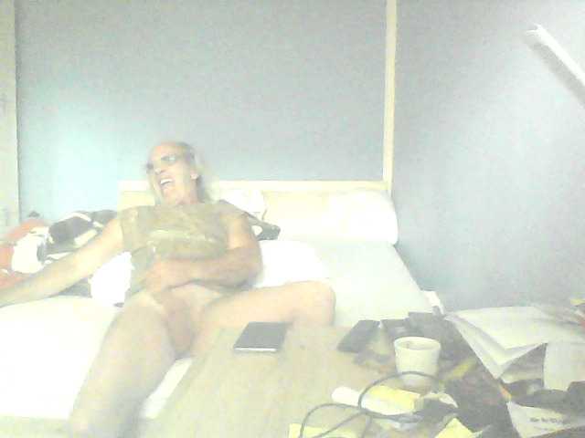 Live sex webcam photo for borut689 #275629945