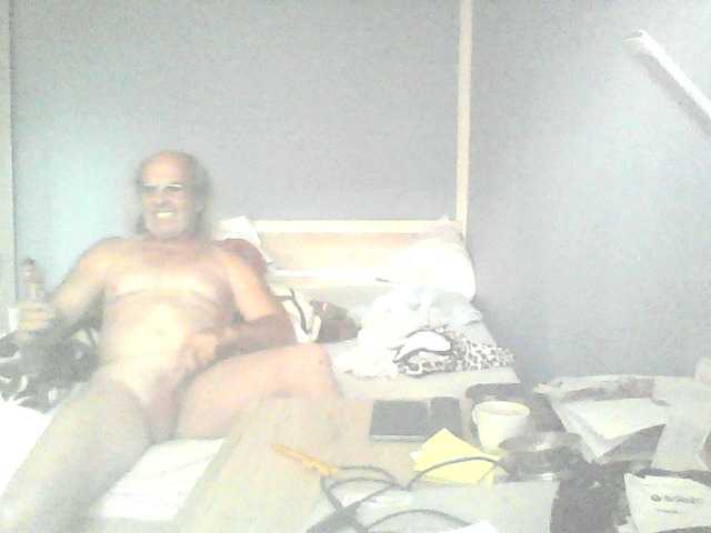 Live sex webcam photo for borut689 #275799380