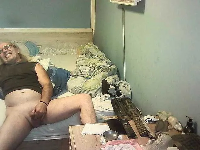 Live sex webcam photo for borut689 #277910977