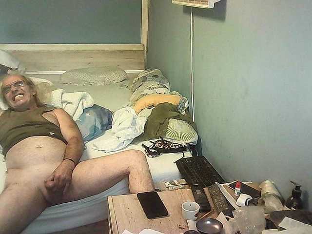 Live sex webcam photo for borut689 #277950278