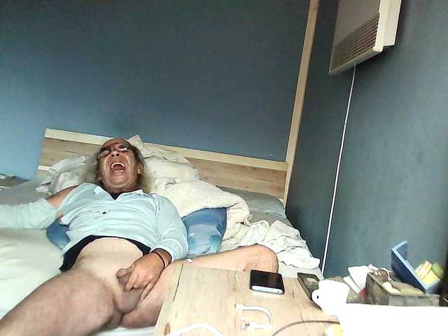 Live sex webcam photo for borut689 #291857410