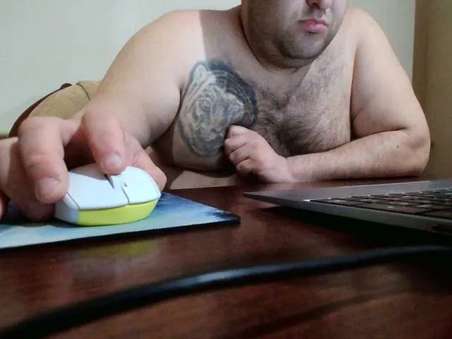 Live sex webcam photo for boy123023 #277902540