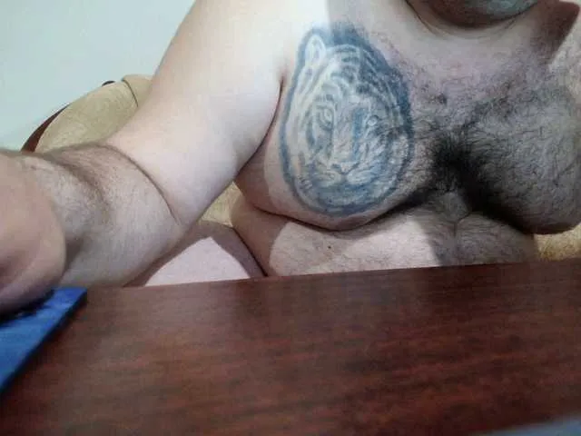 Live sex webcam photo for boy123023 #277966898