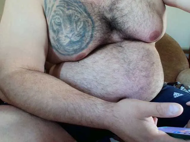 Live sex webcam photo for boy123023 #278081660