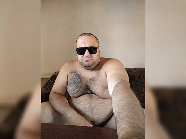 Live sex webcam photo for boy123023 #278213790