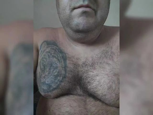 Live sex webcam photo for boy123023 #284922165