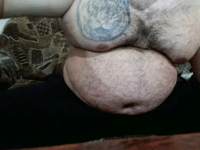 Live sex webcam photo for boy123023 #290237570