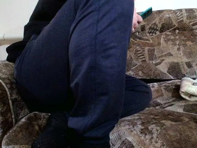 Live sex webcam photo for boy123023 #290268366