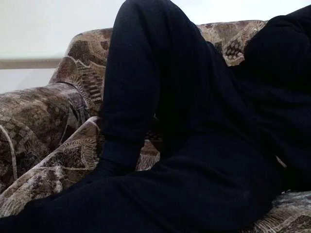 Live sex webcam photo for boy123023 #290355553