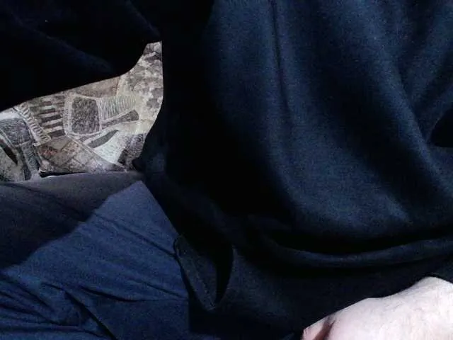 Live sex webcam photo for boy123023 #290424655