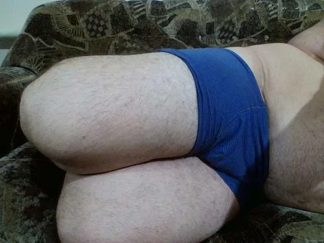 Live sex webcam photo for boy123023 #291590229